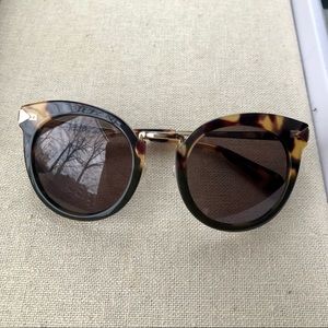 Stella & Dot Wesley Tortoise Round Sunglasses